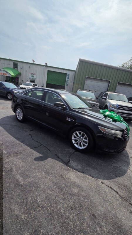 2015 Ford Taurus SE