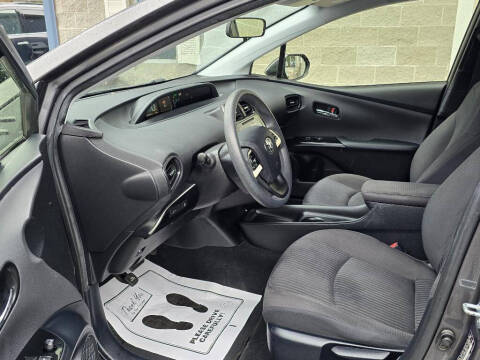 2016 Toyota Prius Two