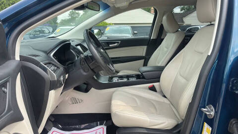 2020 Ford Edge Titanium