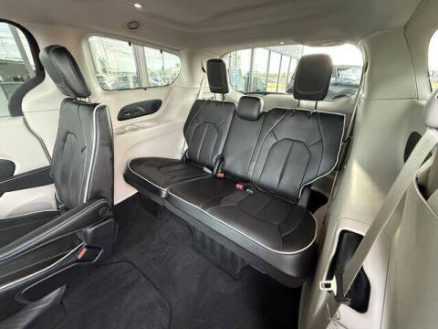 2022 Chrysler Pacifica Limited