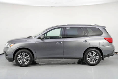 2020 Nissan Pathfinder S