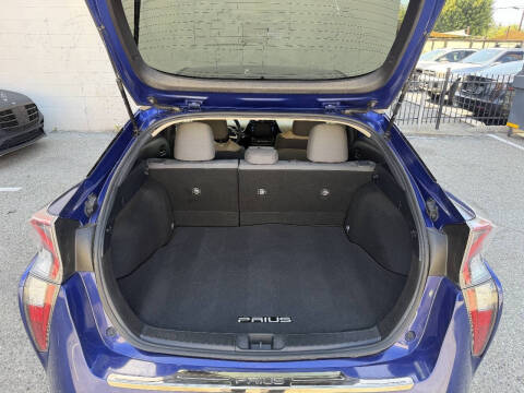 2016 Toyota Prius Three