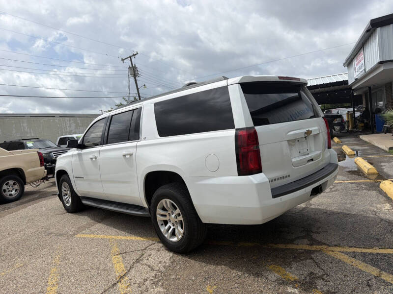 2016 Chevrolet Suburban LT