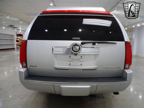 2011 Cadillac Escalade ESV Premium
