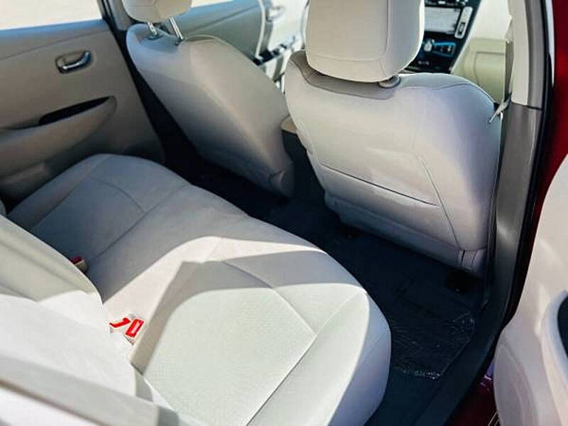 2012 Nissan LEAF