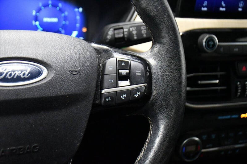 2021 Ford Escape Titanium