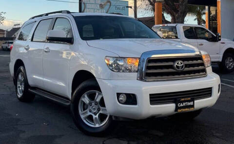 2013 Toyota Sequoia SR5