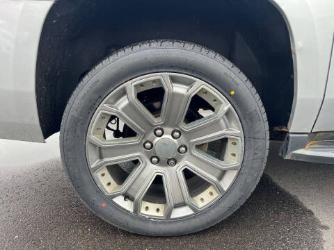2017 Chevrolet Suburban LT
