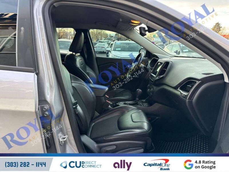 2021 Jeep Cherokee Trailhawk