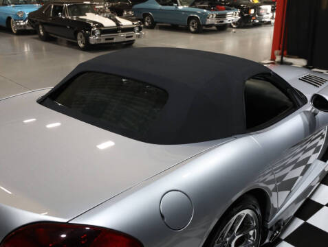 2004 Dodge Viper SRT-10