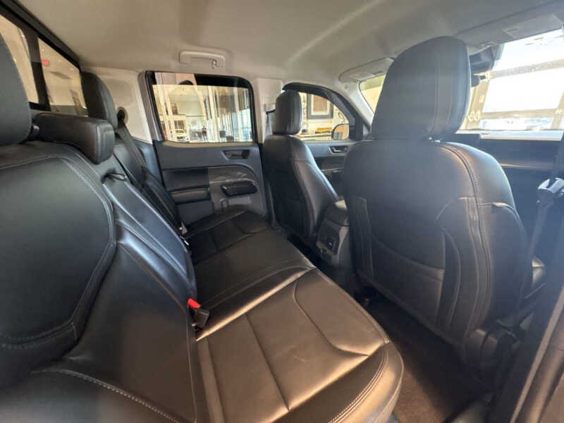 2023 Ford Maverick Lariat