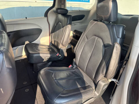 2018 Chrysler Pacifica Touring L