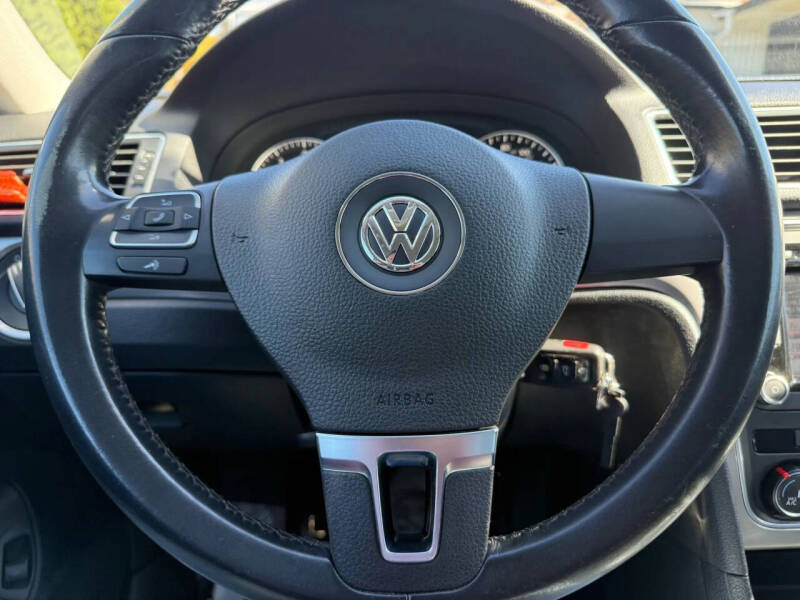 2014 Volkswagen Passat