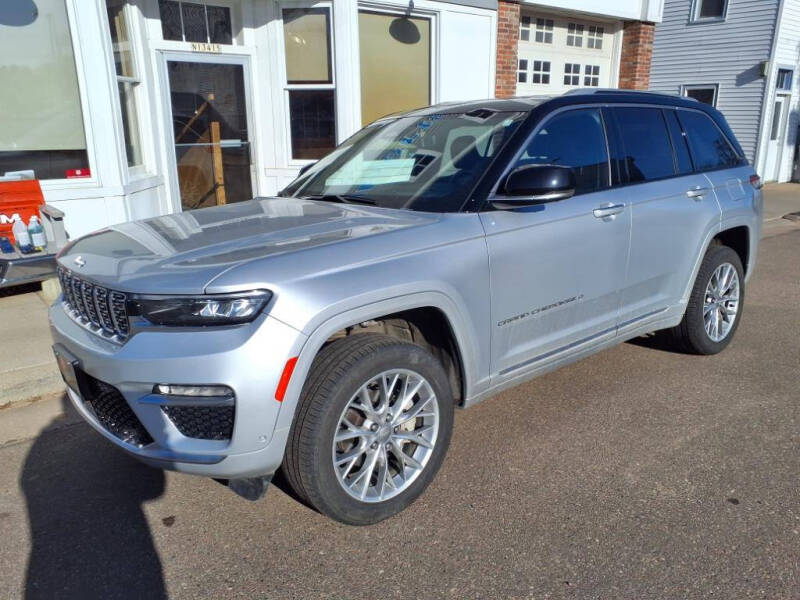 Used 2023 Jeep Grand Cherokee Summit with VIN 1C4RJHEG8P8895399 for sale in Sand Creek, WI