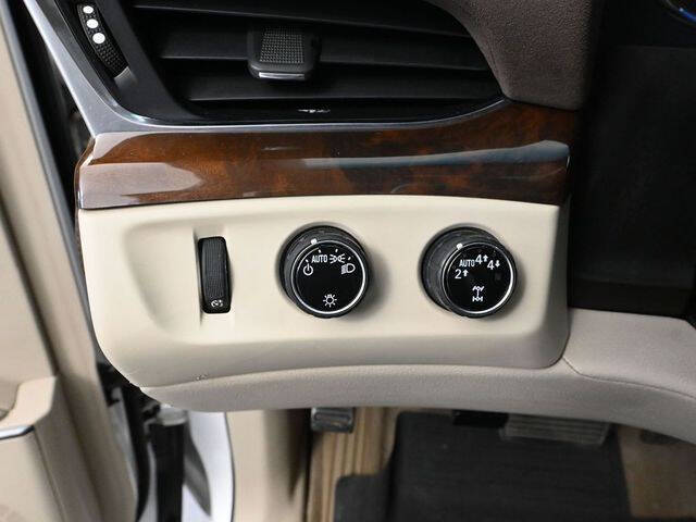 2017 Cadillac Escalade ESV Standard
