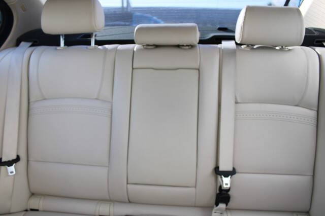 2014 BMW 5 Series 528i