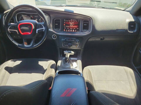 2016 Dodge Charger SXT