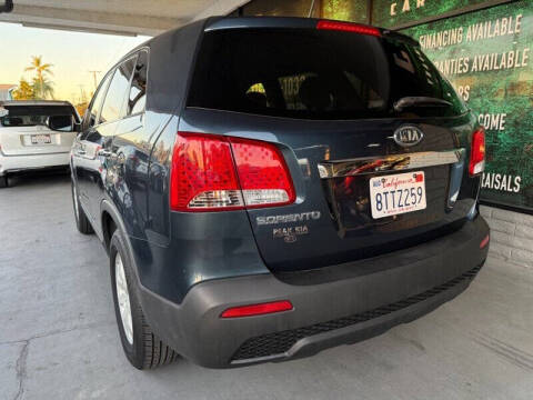 2011 Kia Sorento LX
