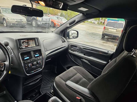2017 Dodge Grand Caravan SE Plus