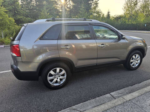 2011 Kia Sorento LX