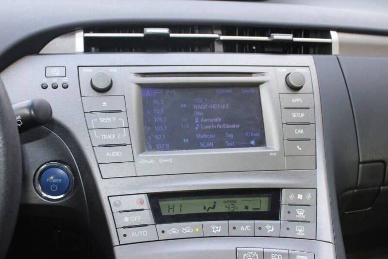 2015 Toyota Prius Plug-in Hybrid Advanced