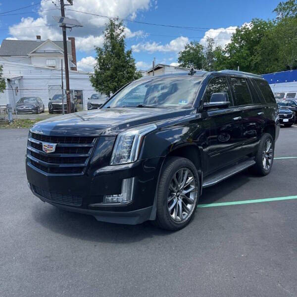 2020 Cadillac Escalade Luxury