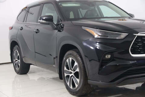 2023 Toyota Highlander Hybrid XLE