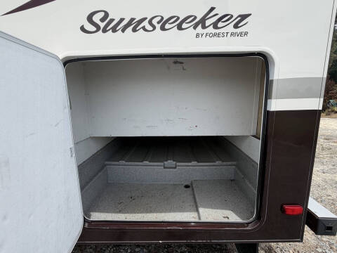 2012 Forest River SUNSEEKER 3010DS