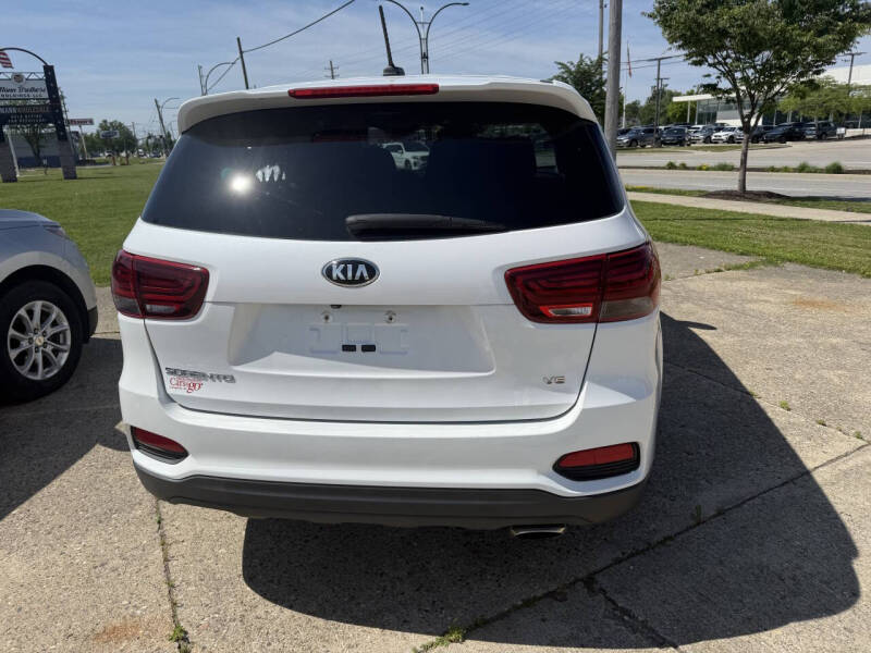2019 Kia Sorento LX V6