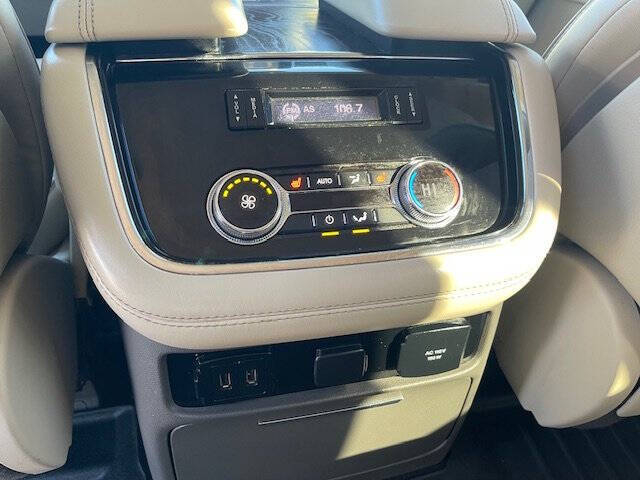 2019 Lincoln Navigator L Select