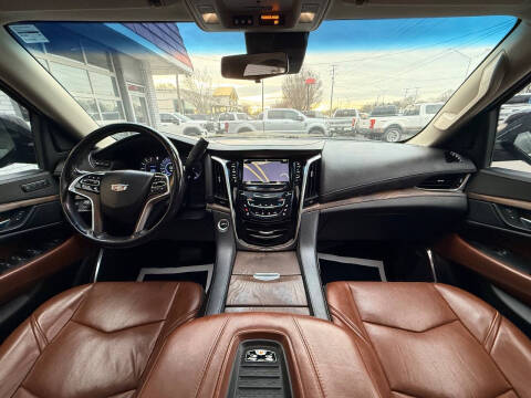 2018 Cadillac Escalade ESV Premium Luxury