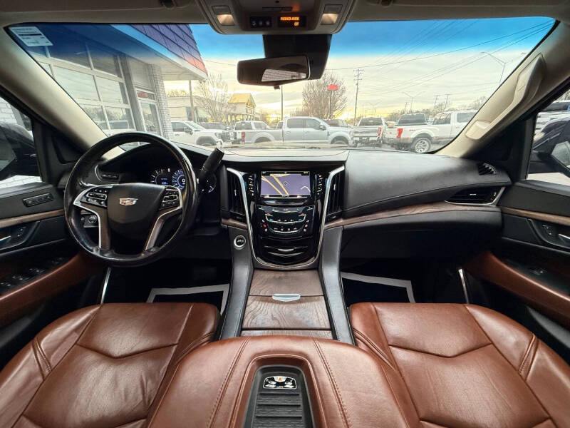 2018 Cadillac Escalade ESV Premium Luxury