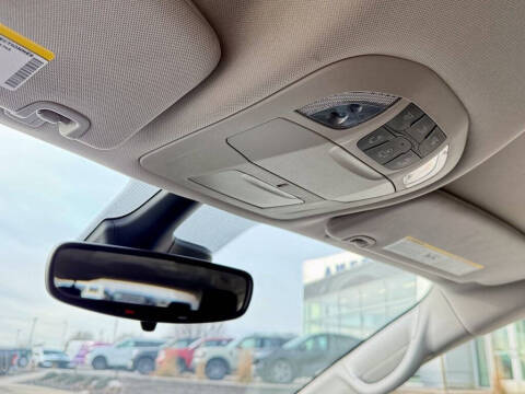 2024 Chrysler Pacifica Plug-In Hybrid Select