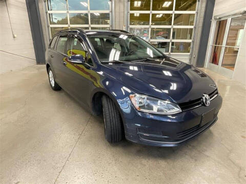 2016 Volkswagen Golf SportWagen