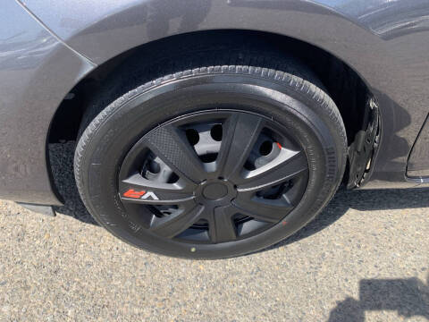 2014 Toyota Prius c Four