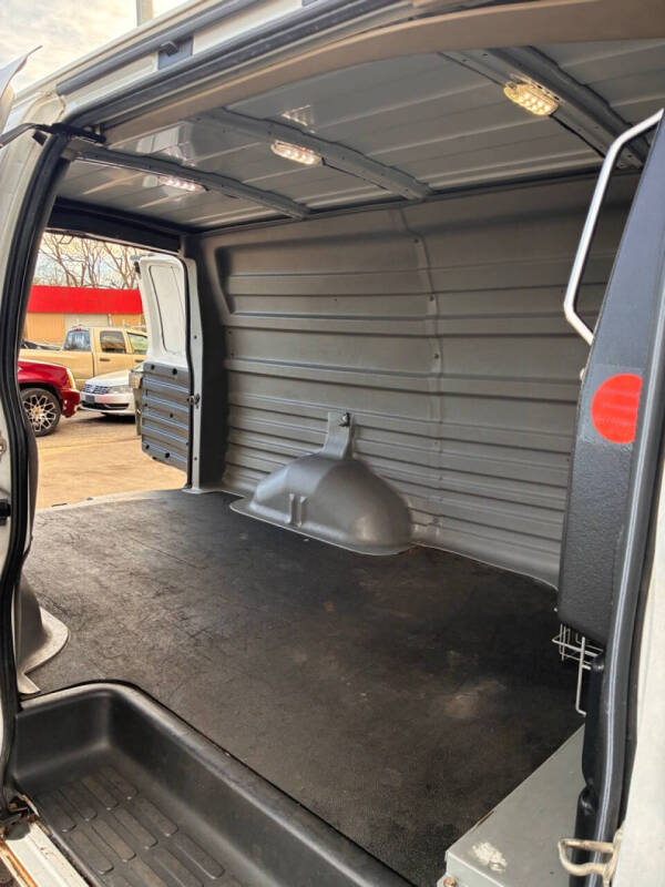 2017 Chevrolet Express 2500