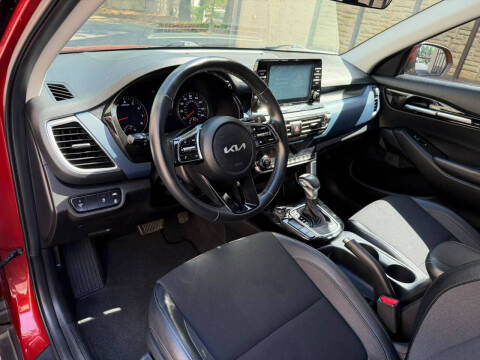 2023 Kia Seltos S