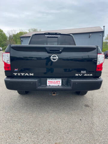 2019 Nissan Titan SV