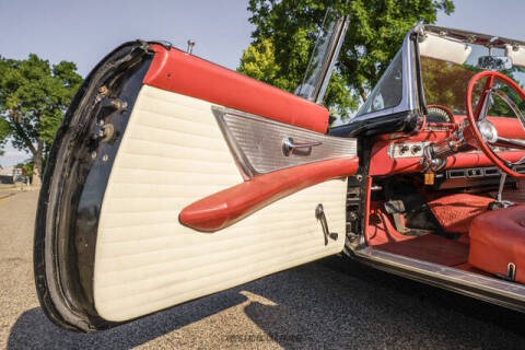 1956 Ford Thunderbird