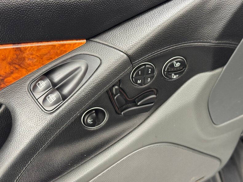 2005 Mercedes-Benz SL-Class SL 500