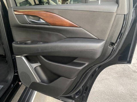 2018 Cadillac Escalade Premium Luxury