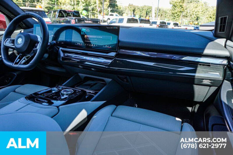 2025 BMW i5 eDrive40