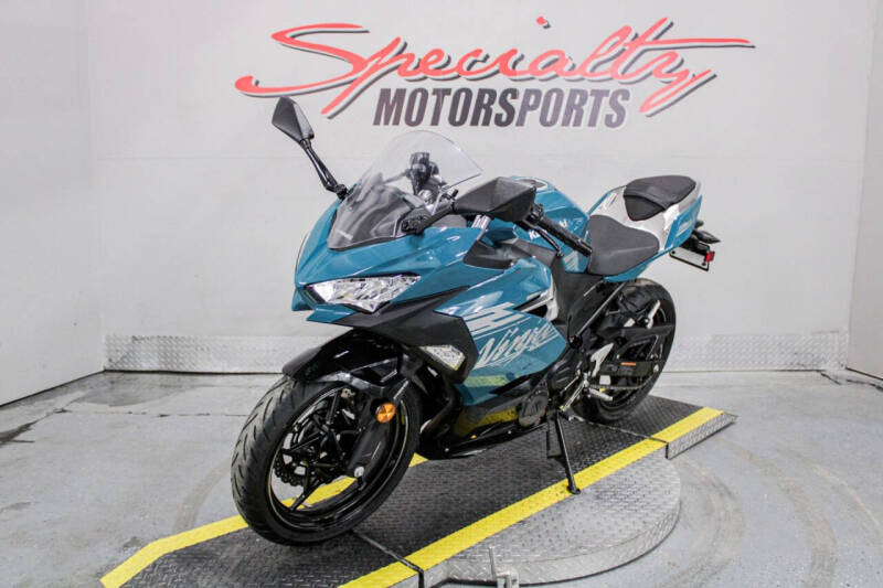 2021 Kawasaki Ninja 400 ABS