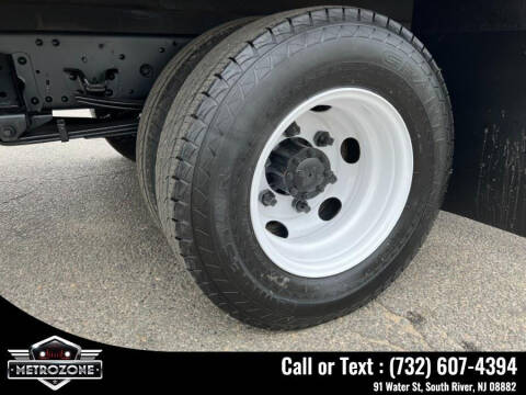 2014 Isuzu NPR HD DSL REG AT