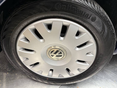 2005 Volkswagen New Beetle Convertible GL