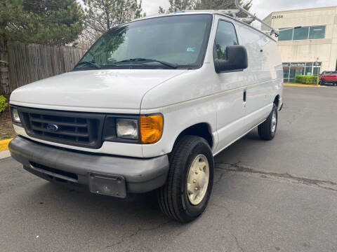 2007 Ford E-Series Cargo for sale at Super Bee Auto in Chantilly VA