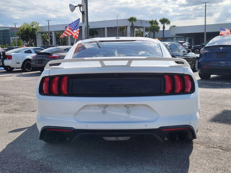 2019 Ford Mustang