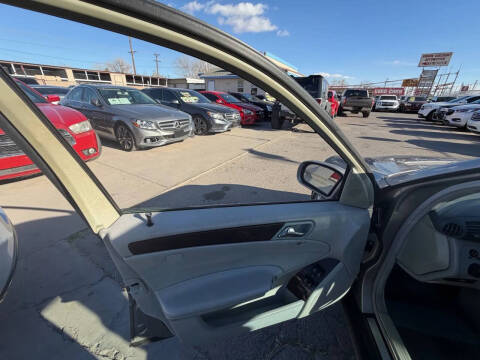 2004 Mercedes-Benz C-Class C 240