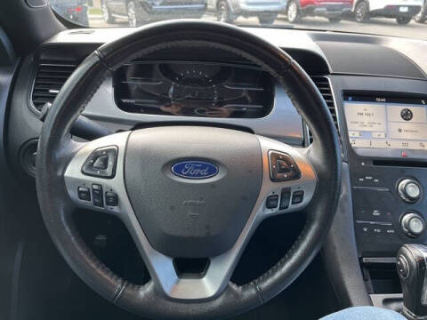 2019 Ford Taurus SEL