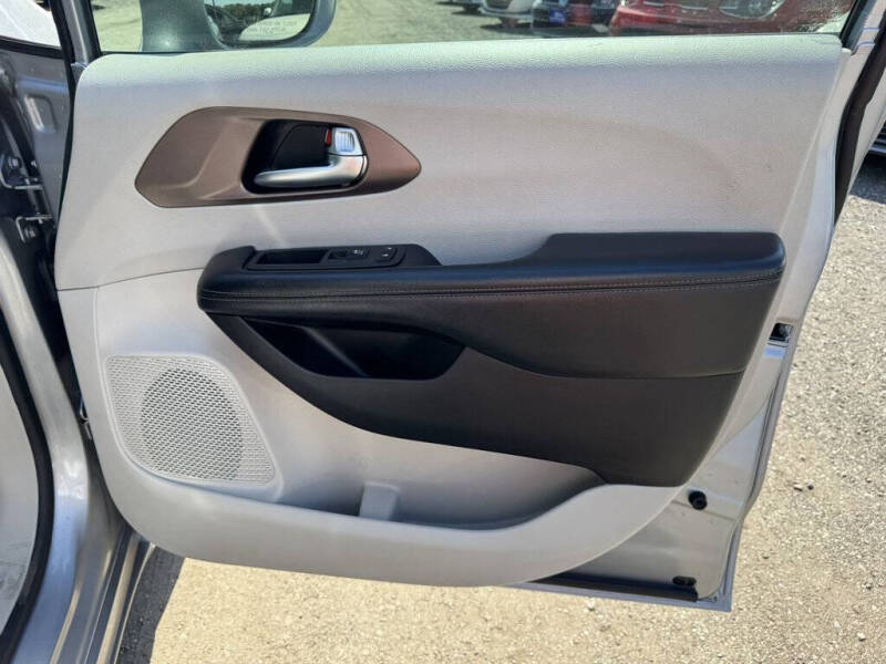 2019 Chrysler Pacifica Touring L